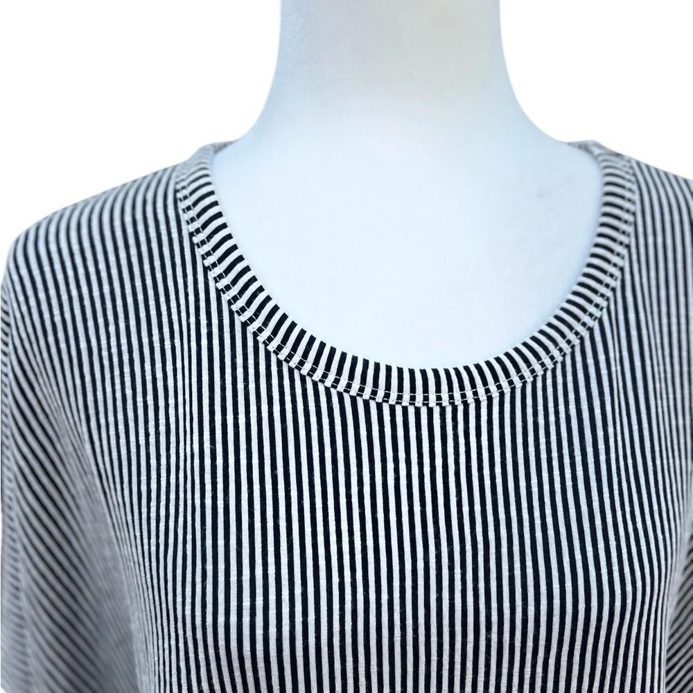 Black and White Striped Women's Top - Picture 3 of 3